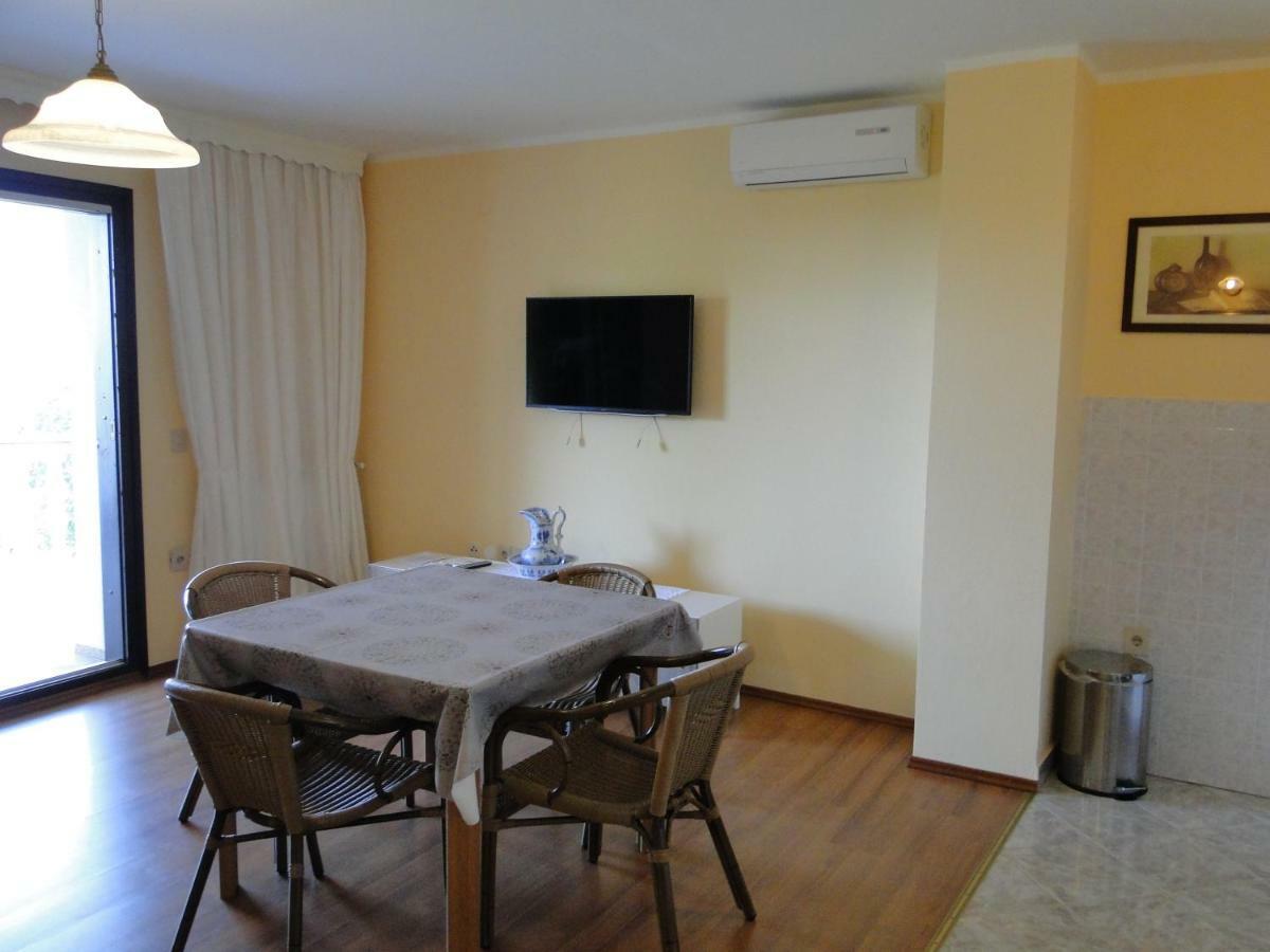 Apartments Villa Maran 乌马格 外观 照片