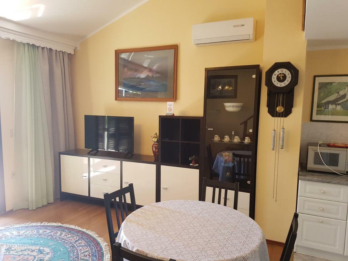Apartments Villa Maran 乌马格 外观 照片